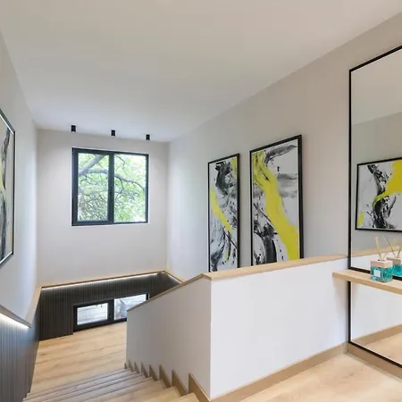 Egoist Boutique Appartement *