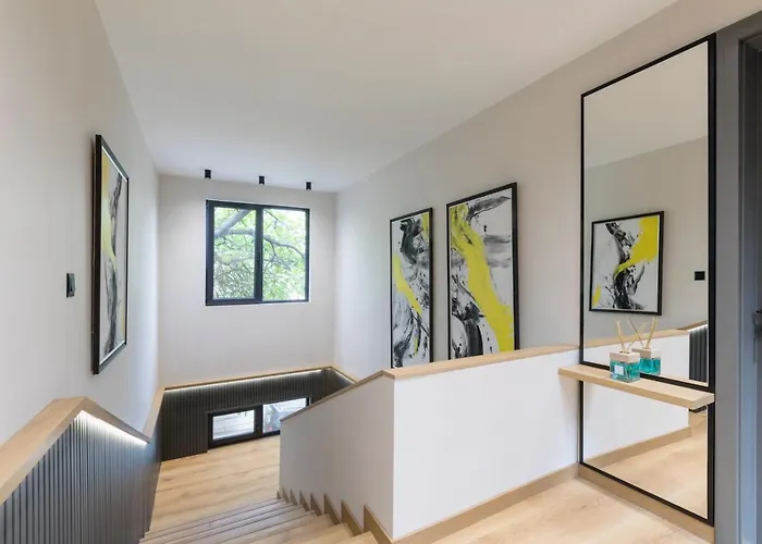 Egoist Boutique Apartament *